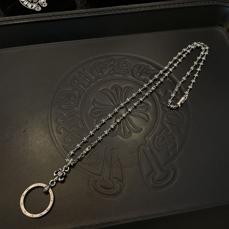 Ch*0me He**ts necklaces
